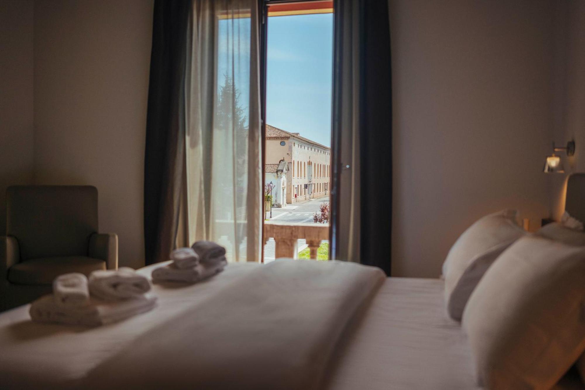 Hotel Palazzo Paradiso Meduna di Livenza Екстериор снимка