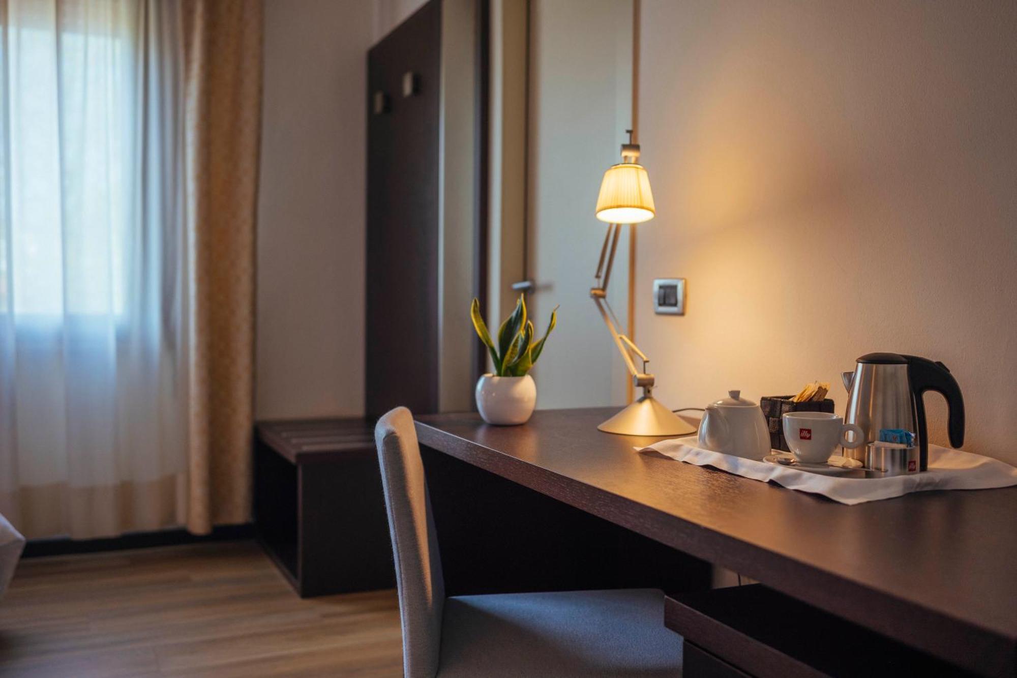 Hotel Palazzo Paradiso Meduna di Livenza Екстериор снимка