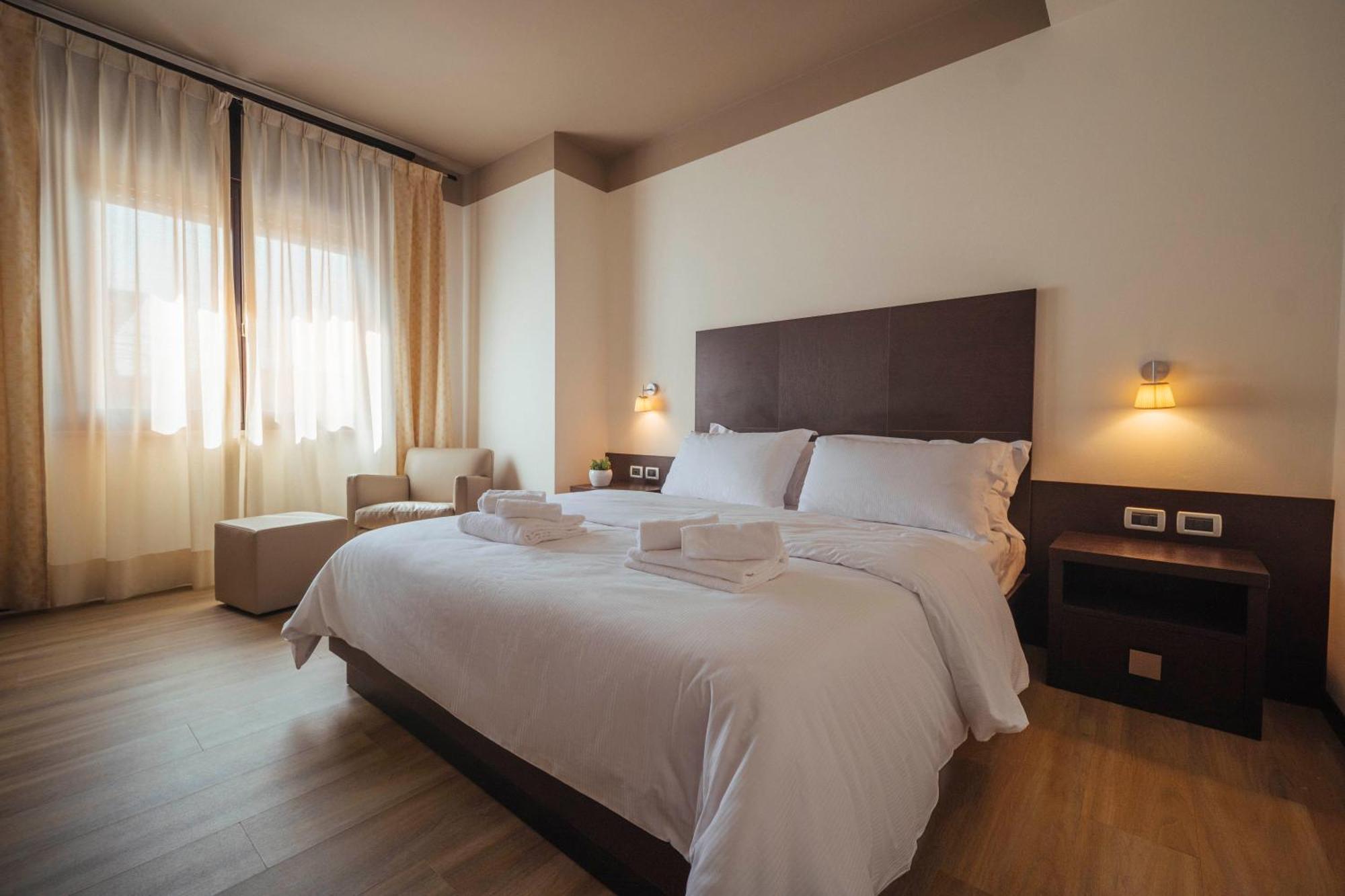 Hotel Palazzo Paradiso Meduna di Livenza Екстериор снимка